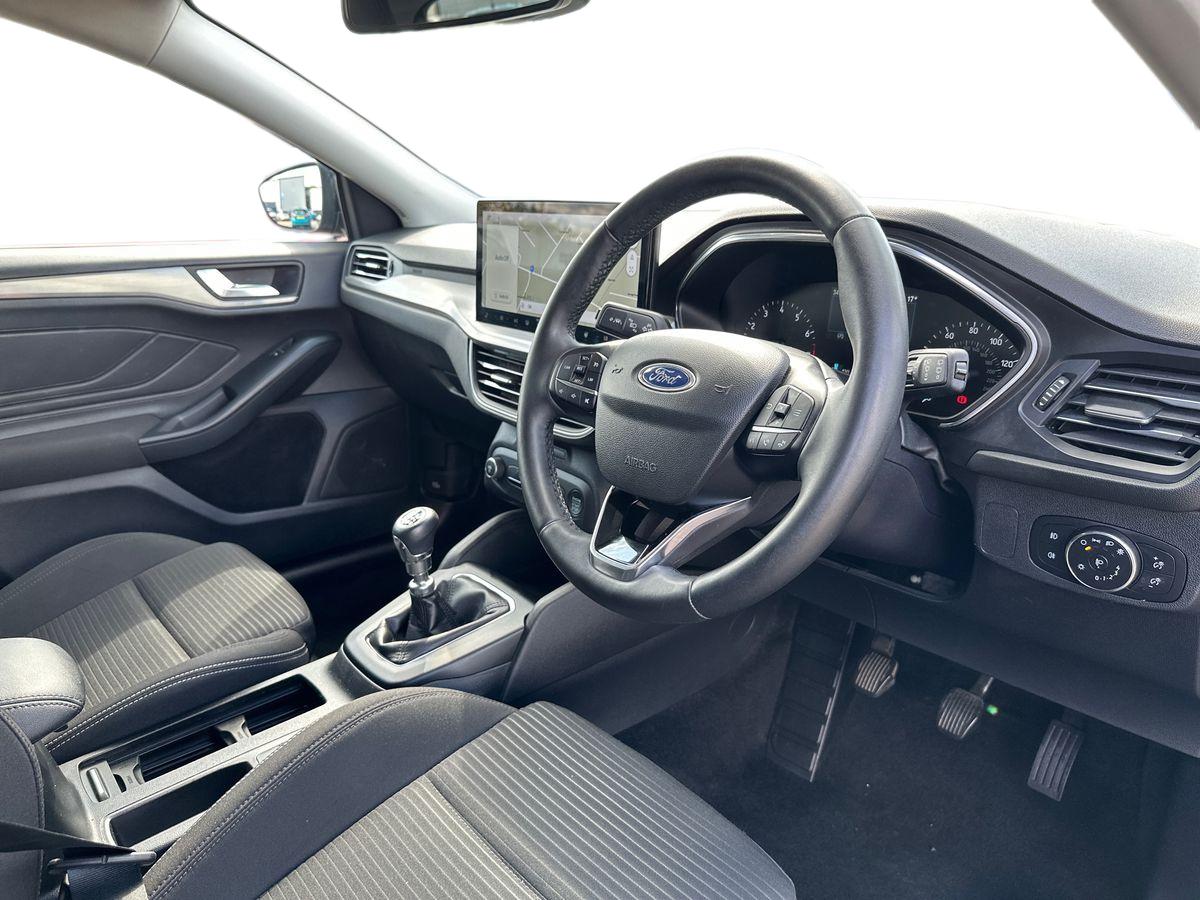 Used Ford Focus 2023 for sale - 76033894: Photo 10
