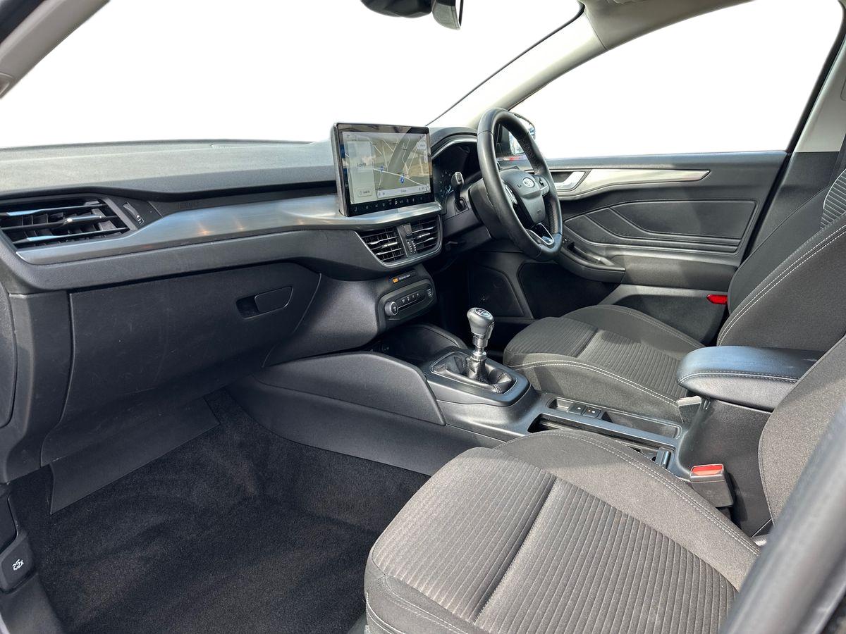Used Ford Focus 2023 for sale - 76033894: Photo 11