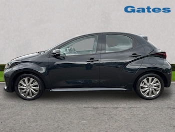 Used Toyota Yaris 2023 for sale - 78724453: Photo