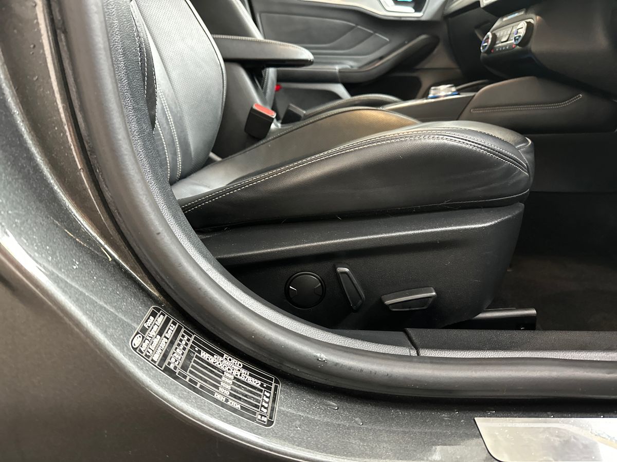 Used Ford Focus 2020 for sale - 77326327: Photo 30