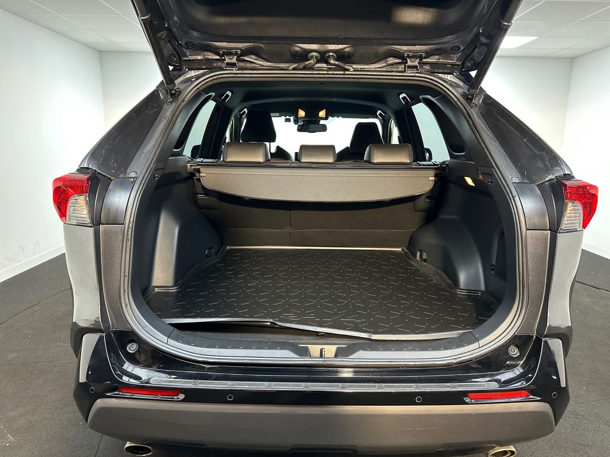 Used Toyota RAV4 2021 for sale - 77420365: Photo 34