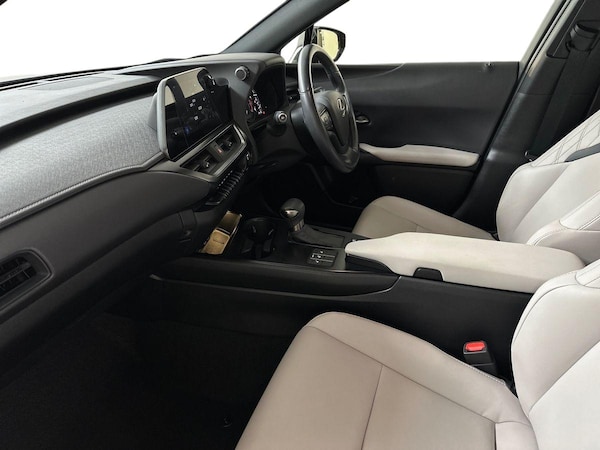 Used Lexus UX 2023 for sale - 76124672: Photo 11