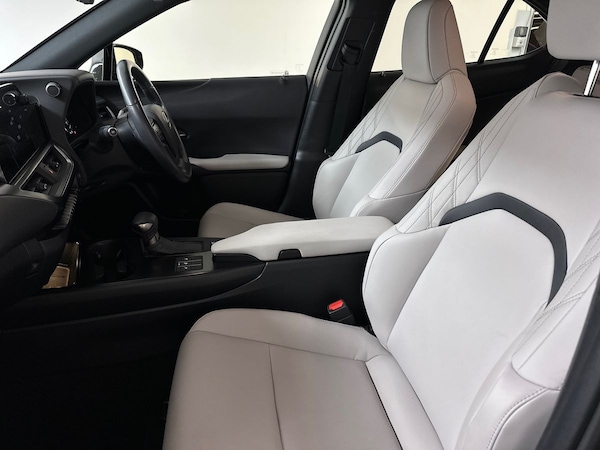 Used Lexus UX 2023 for sale - 76124672: Photo 13