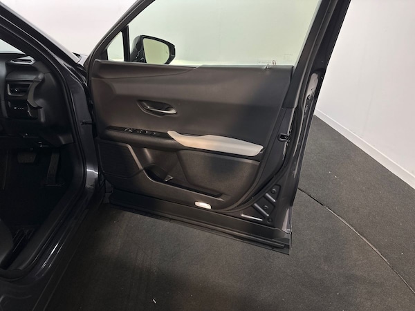 Used Lexus UX 2023 for sale - 76124672: Photo 35