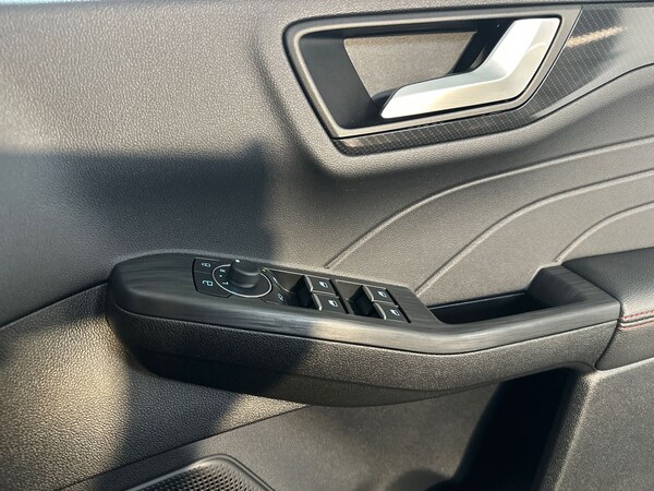 Used Ford Kuga 2024 for sale - 76145853: Photo 25