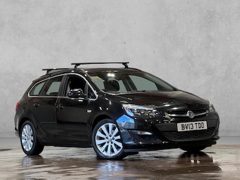 Used Vauxhall Astra 2013 for sale - 79121759: Photo