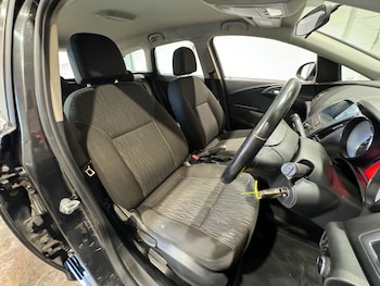 Used Vauxhall Astra 2013 for sale - 79121759: Photo
