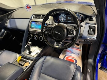 Used Jaguar E-Pace 2017 for sale - 79362058: Photo