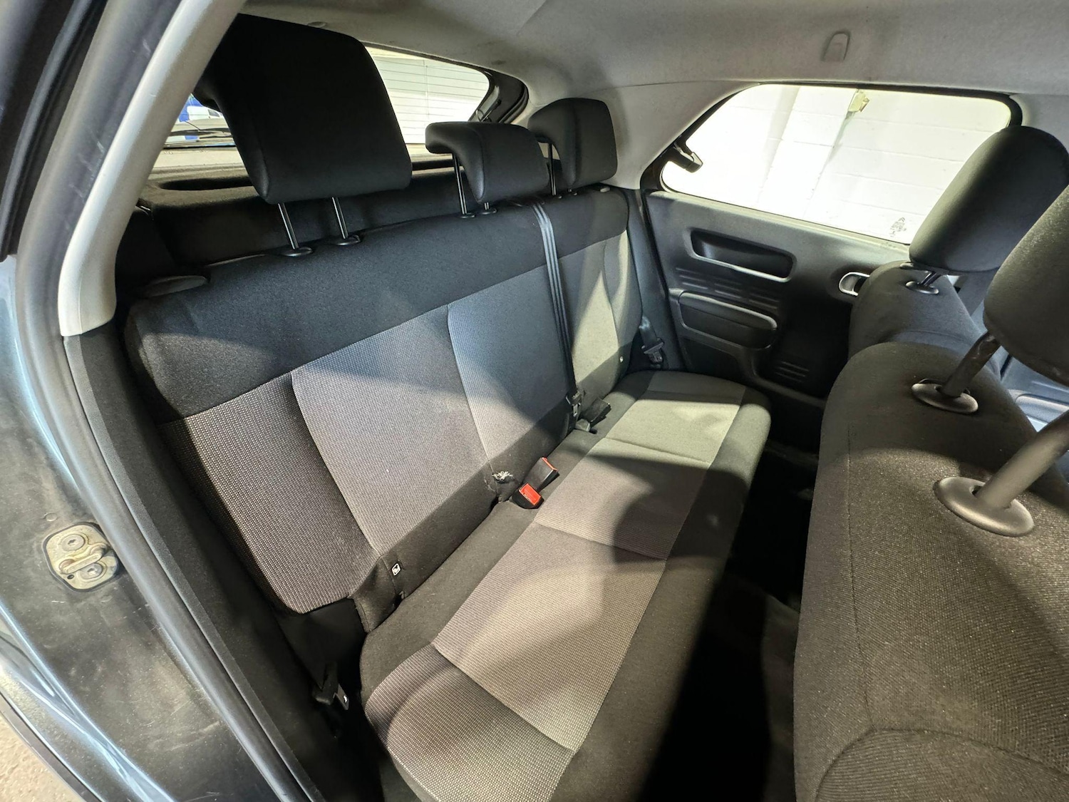 Used Citroen C4 Cactus 2015 for sale - 77372616: Photo 16