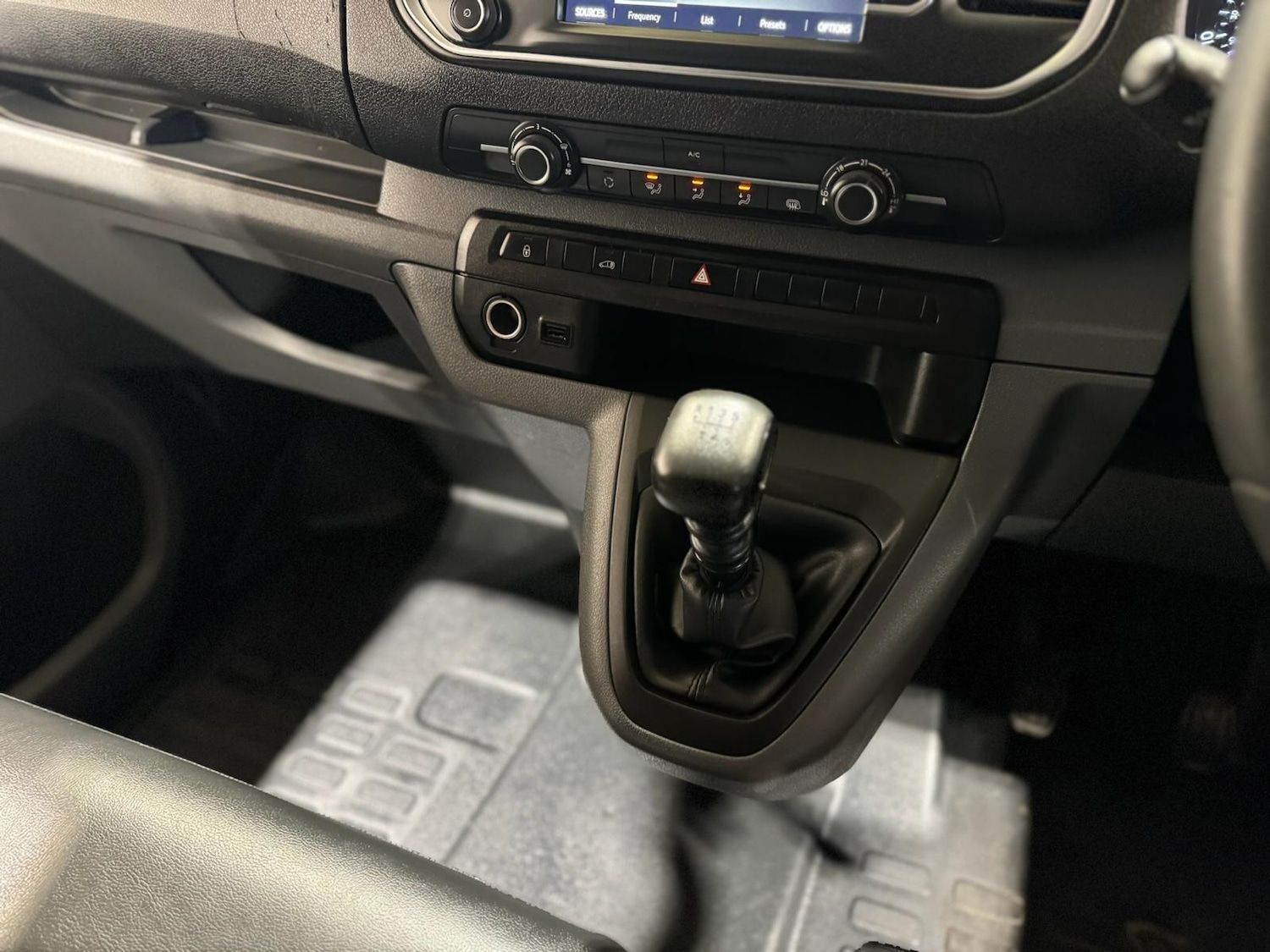 Used Vauxhall Vivaro 2020 for sale - 77597756: Photo 10