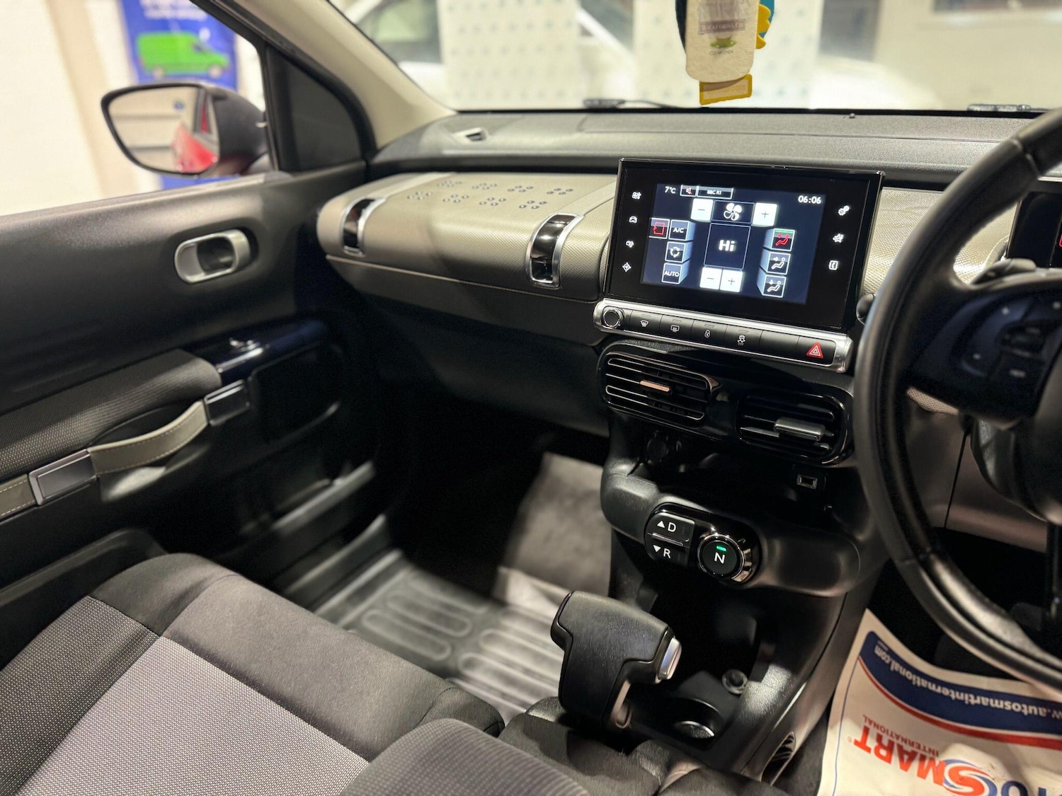 Used Citroen C4 Cactus 2017 for sale - 77412049: Photo 9