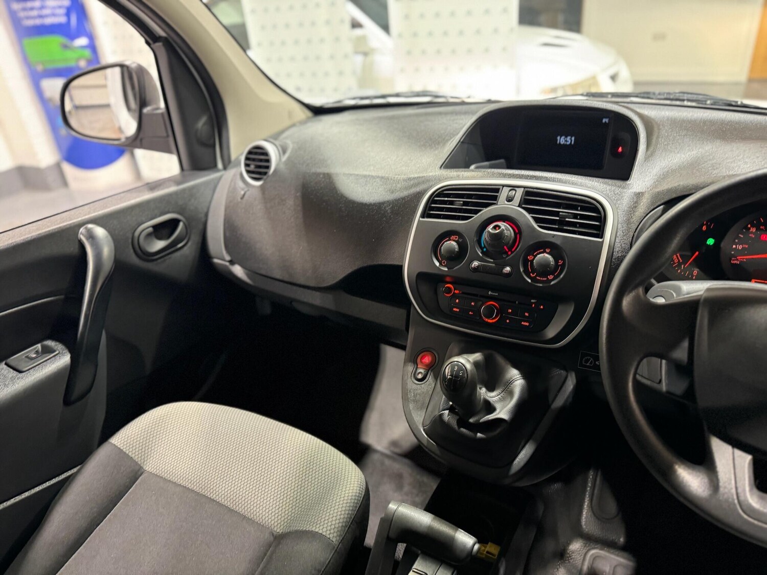 Used Renault Kangoo 2017 for sale - 77372632: Photo 11