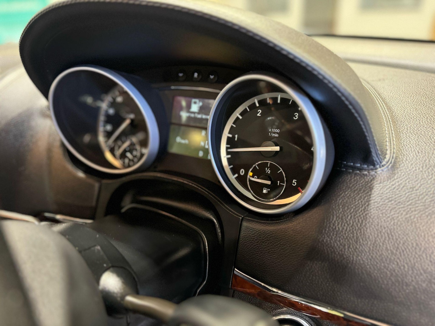 Used Mercedes-Benz GL Class 2011 for sale - 77372635: Photo 16