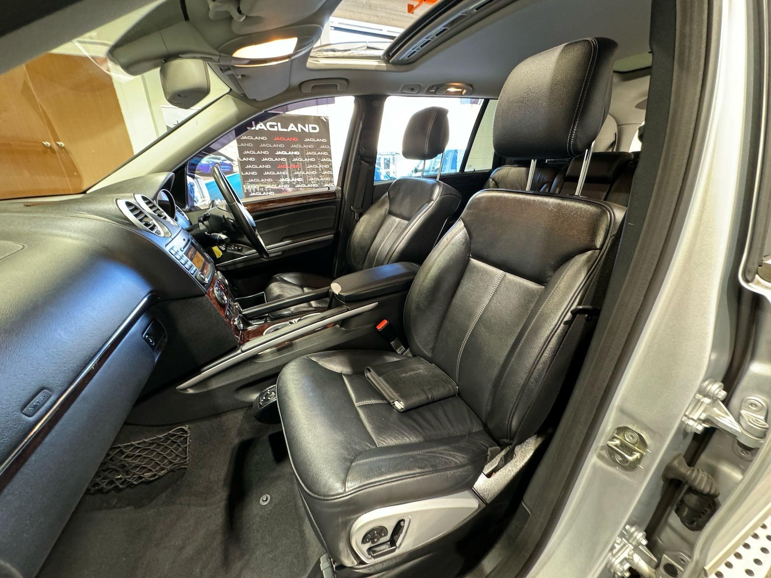 Used Mercedes-Benz GL Class 2011 for sale - 77372635: Photo 21