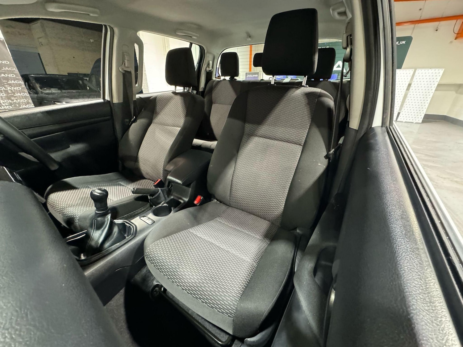 Used Toyota Hilux 2020 for sale - 77372595: Photo 11