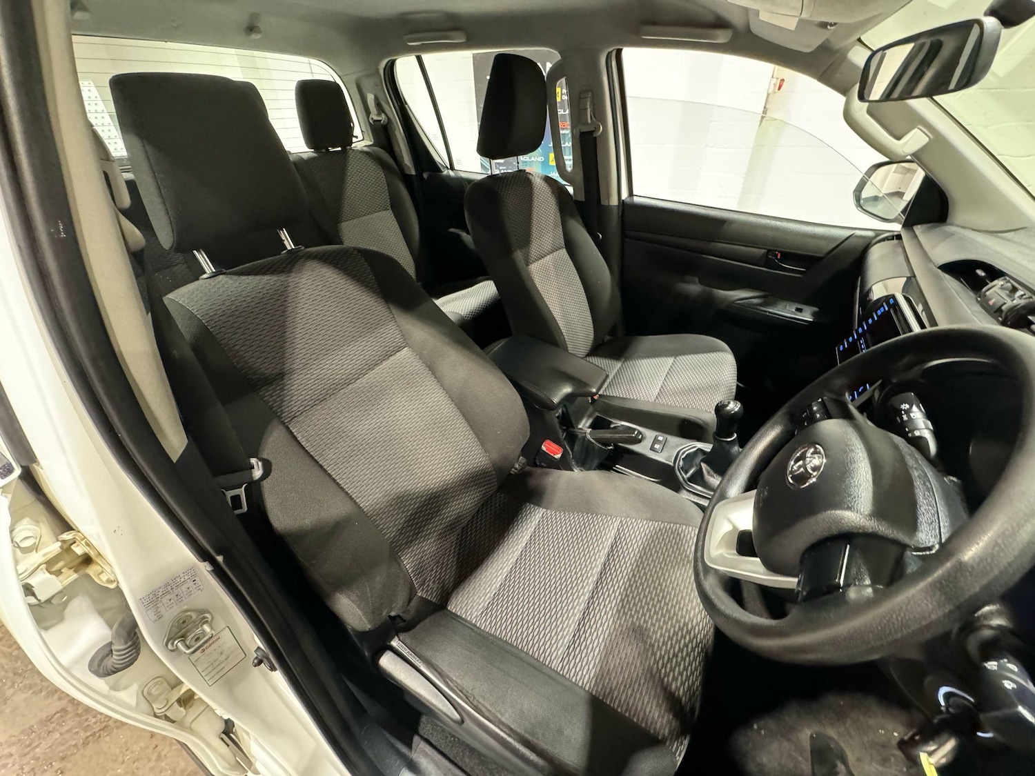 Used Toyota Hilux 2020 for sale - 77372595: Photo 12