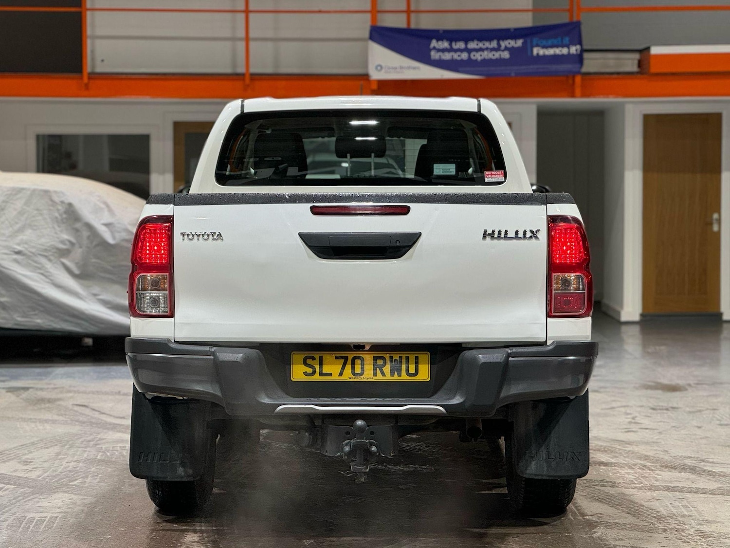 Used Toyota Hilux 2020 for sale - 77372595: Photo 16