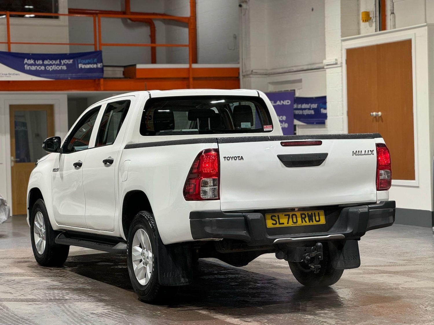Used Toyota Hilux 2020 for sale - 77372595: Photo 3