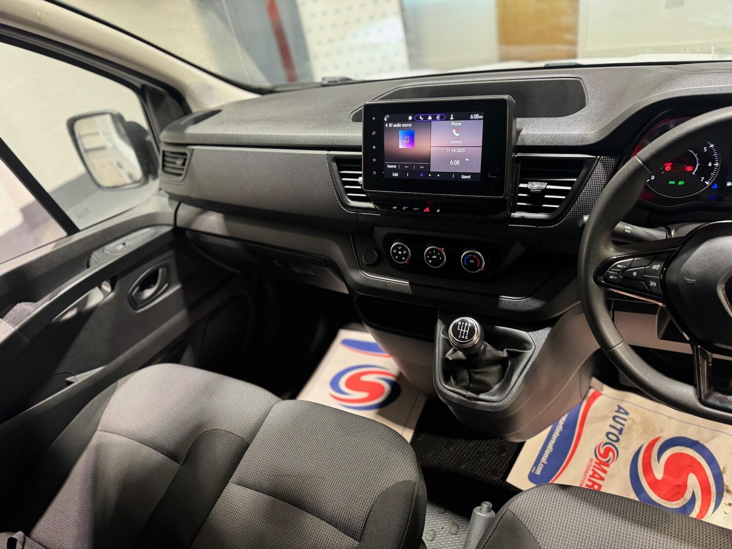 Used Renault Trafic 2023 for sale - 77372582: Photo 11