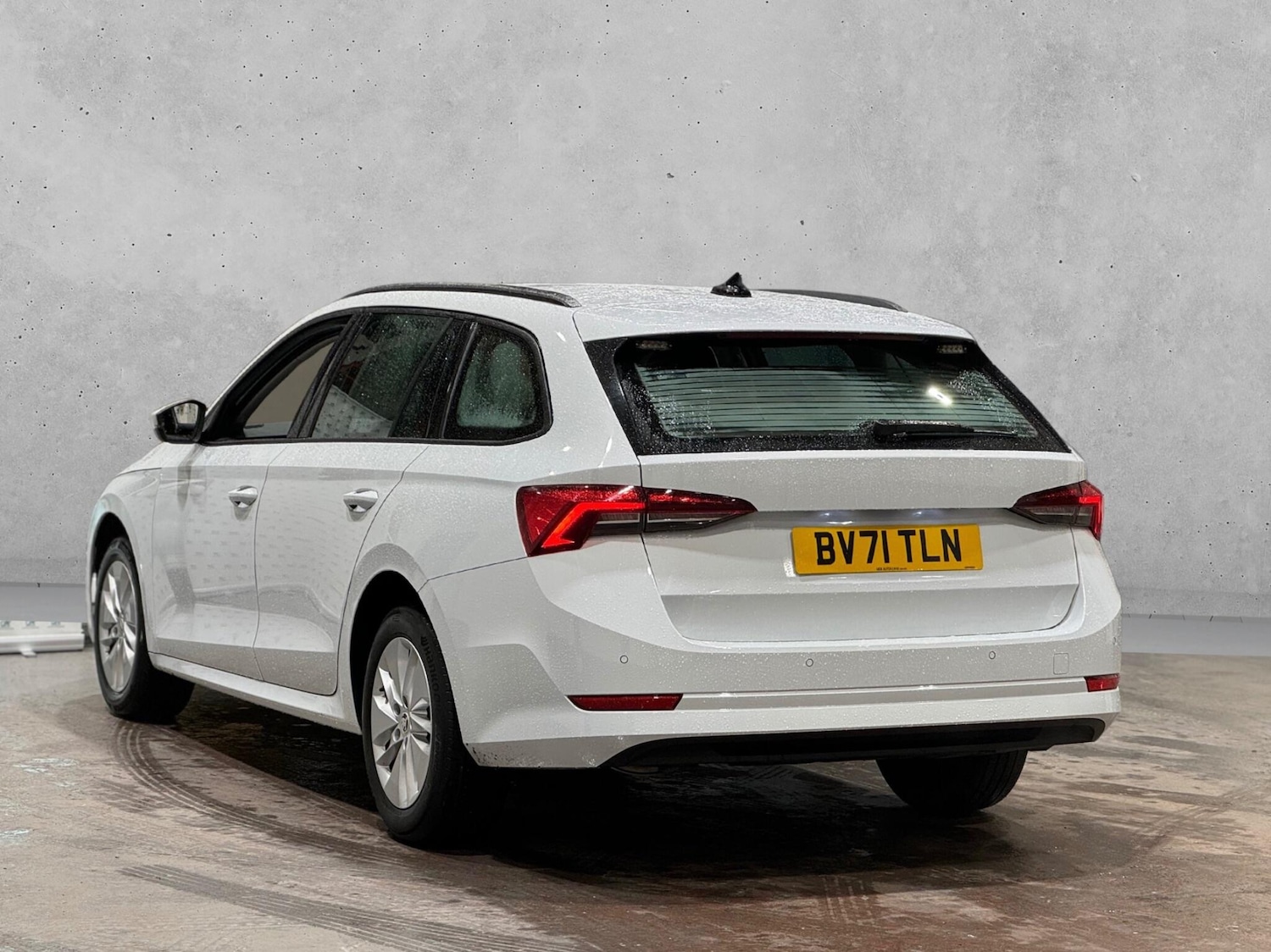 Used Skoda Octavia 2021 for sale - 77372610: Photo 4