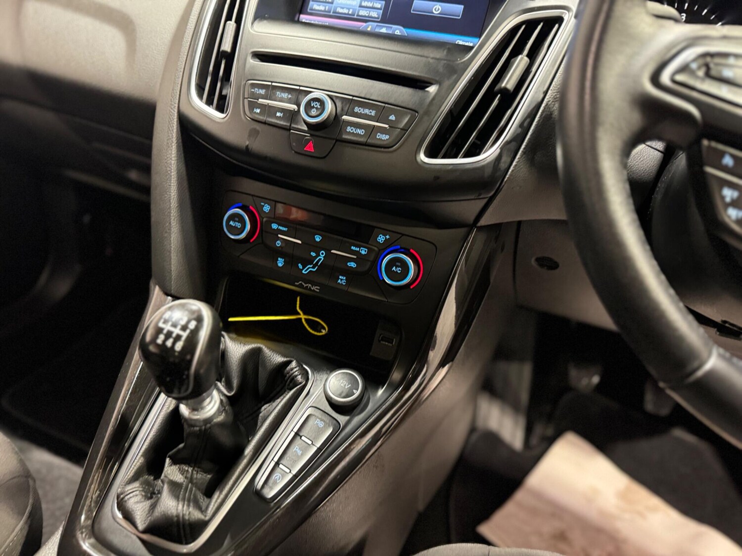 Used Ford Focus 2015 for sale - 77372593: Photo 13