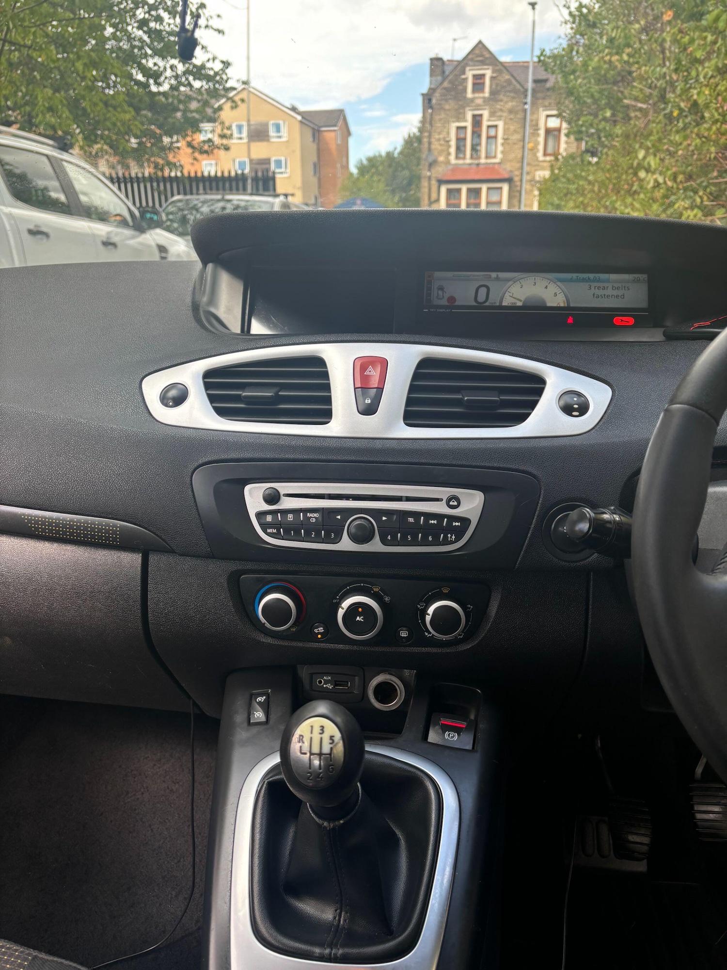 Used Renault Grand Scenic 2010 for sale - 77372588: Photo 10