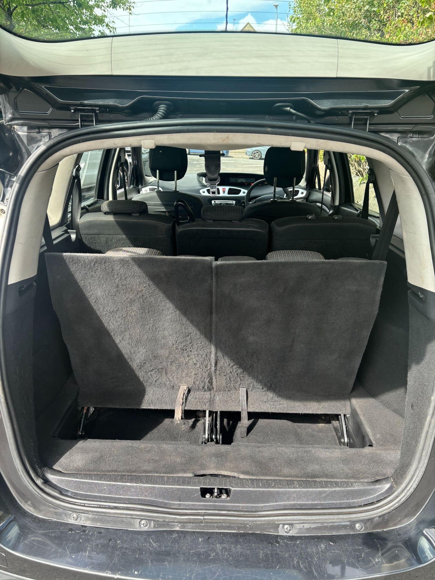 Used Renault Grand Scenic 2010 for sale - 77372588: Photo 7