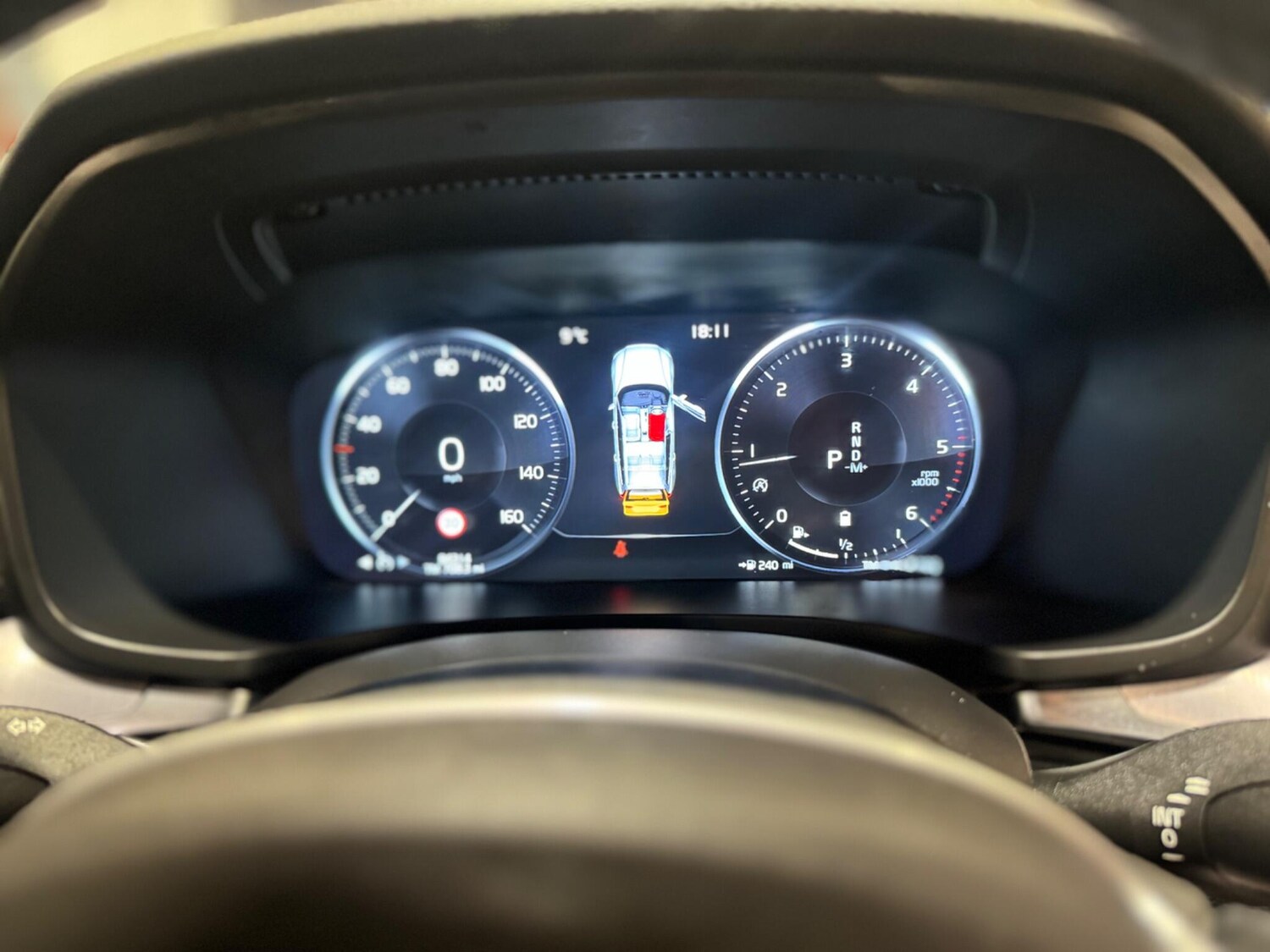 Used Volvo V60 2021 for sale - 77372597: Photo 10