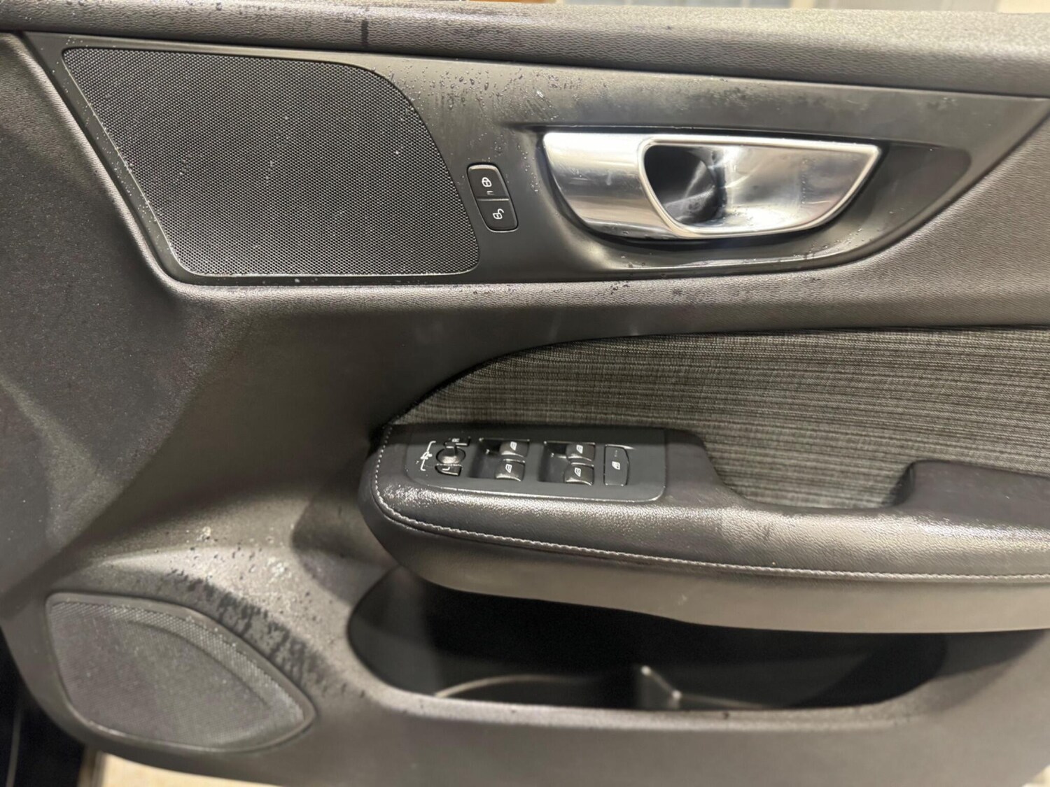 Used Volvo V60 2021 for sale - 77372597: Photo 16