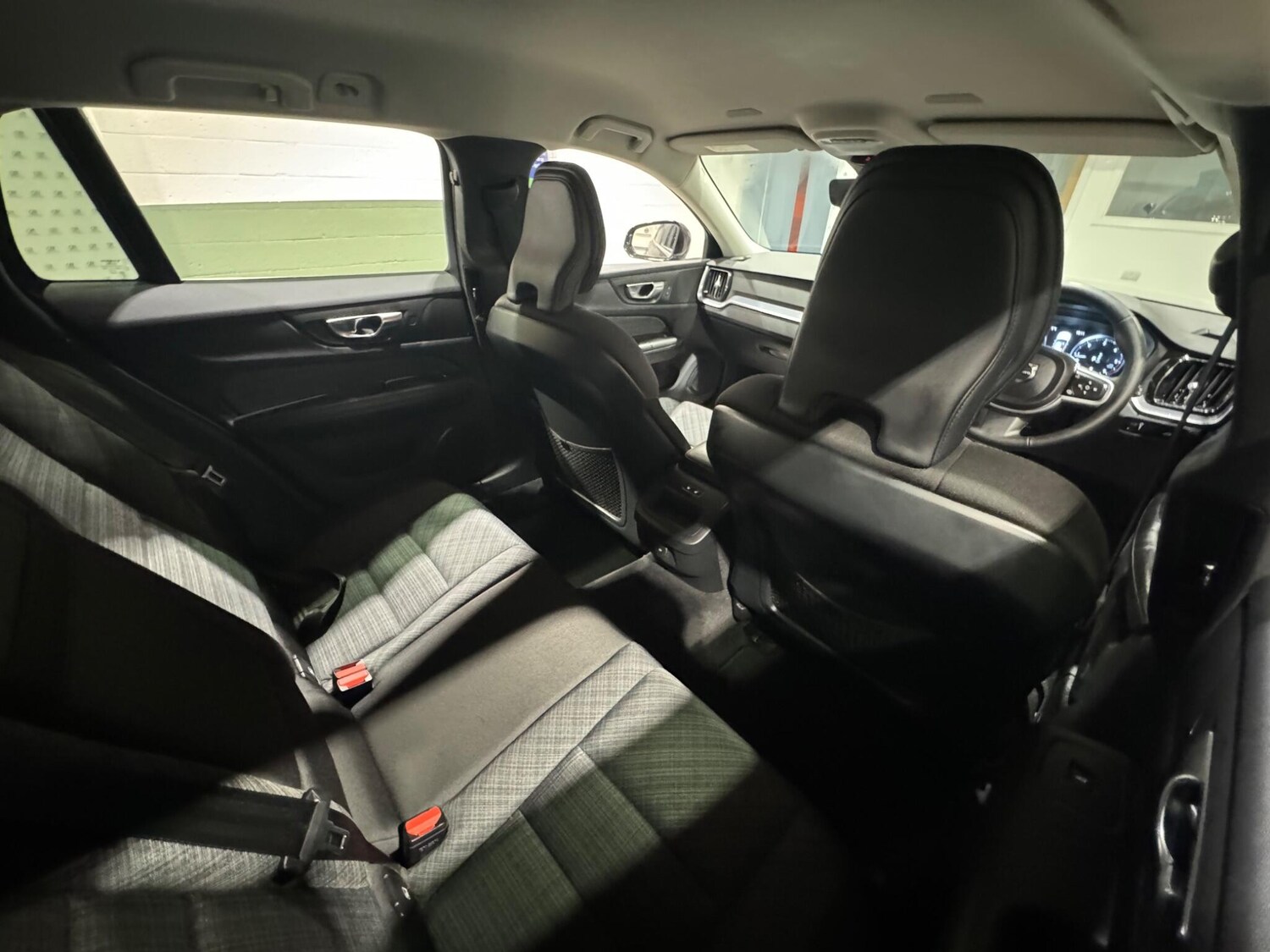 Used Volvo V60 2021 for sale - 77372597: Photo 18