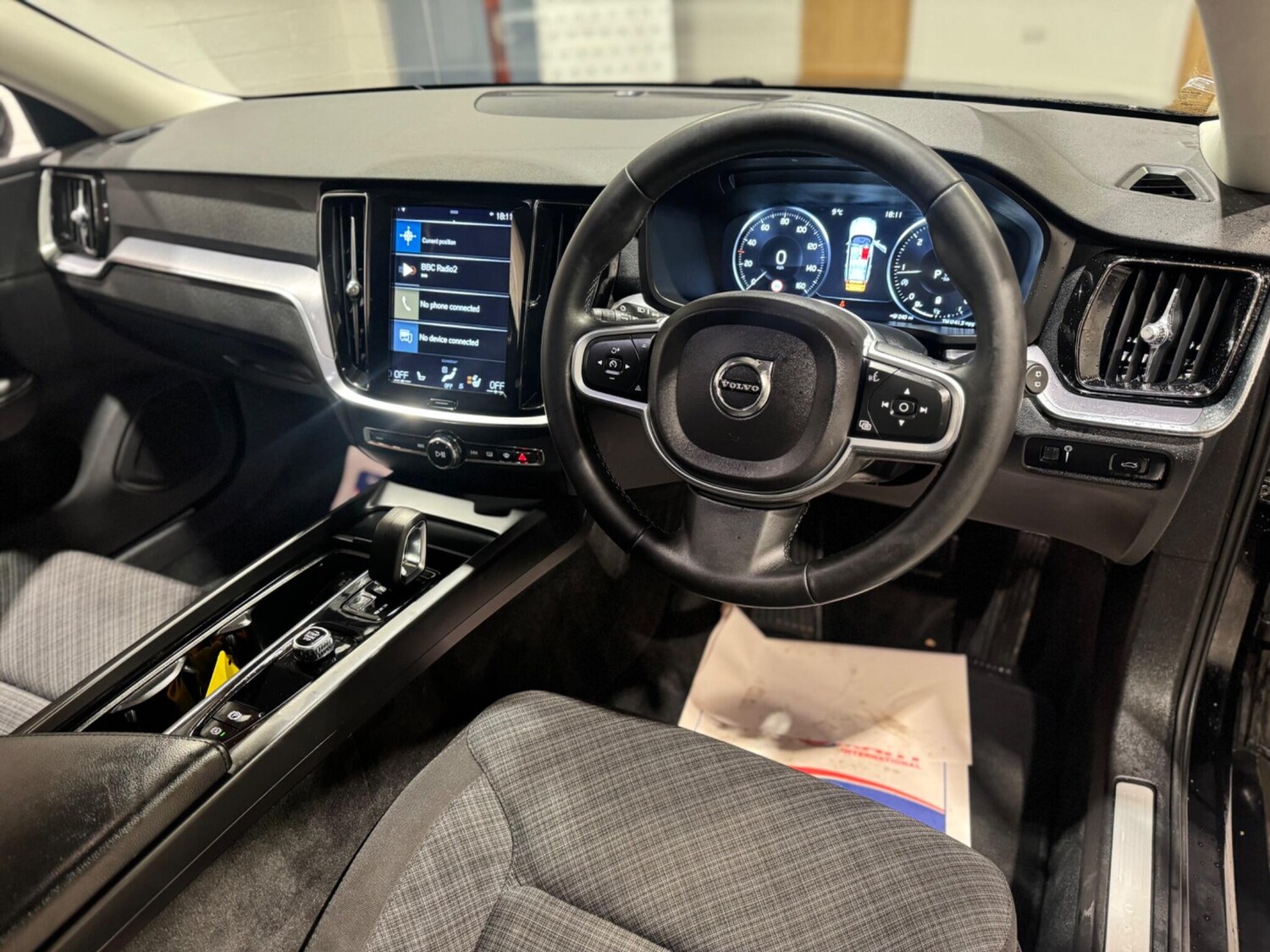 Used Volvo V60 2021 for sale - 77372597: Photo 8