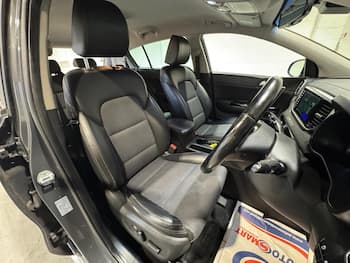 Used Kia Sportage 2018 for sale - 79669111: Photo