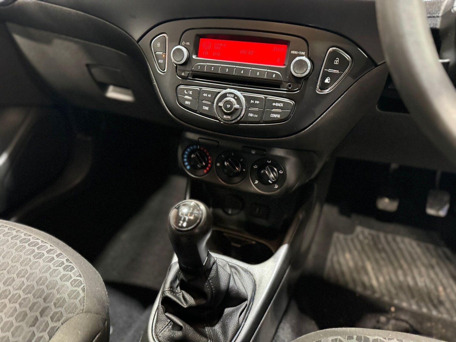 Used Vauxhall Corsa 2017 for sale - 77372607: Photo 11