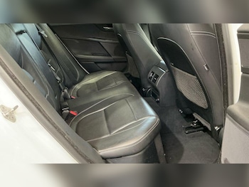 Used Jaguar XE 2018 for sale - 79145691: Photo