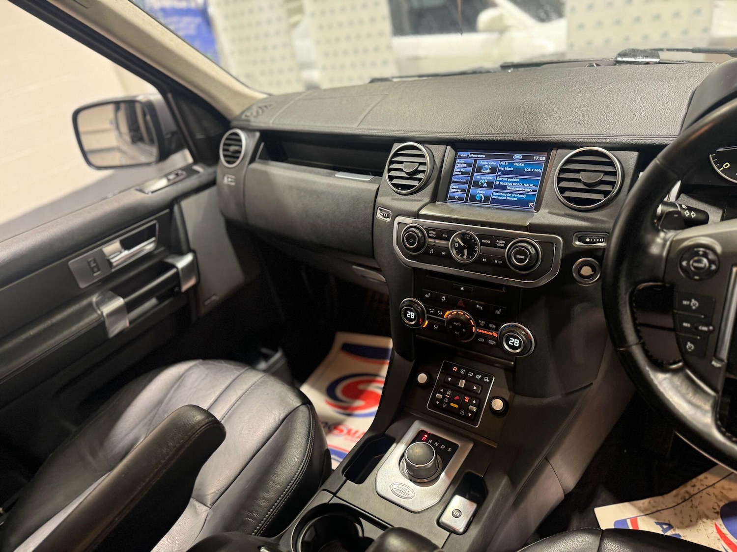 Used Land Rover Discovery 4 2012 for sale - 77426112: Photo 11