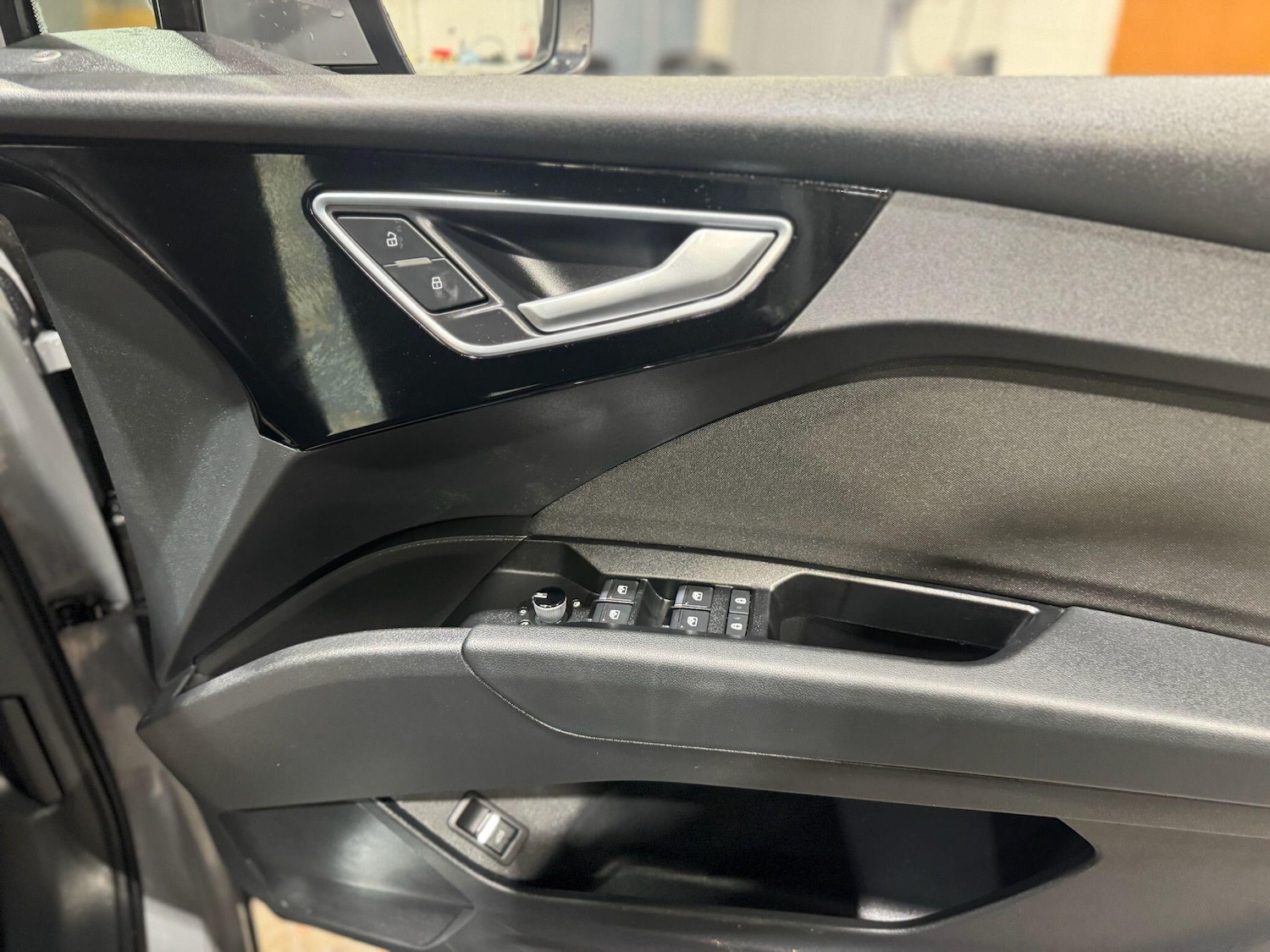 Used Audi Q4 e-tron 2023 for sale - 77411631: Photo 15