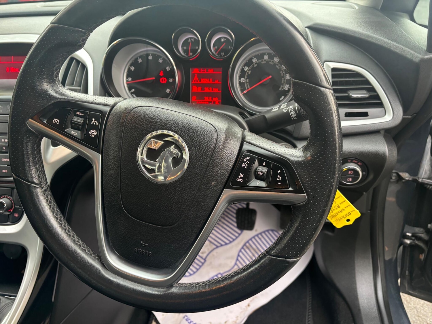 Used Vauxhall Astra 2015 for sale - 77372585: Photo 10