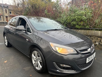 Used Vauxhall Astra 2015 for sale - 77372585: Photo