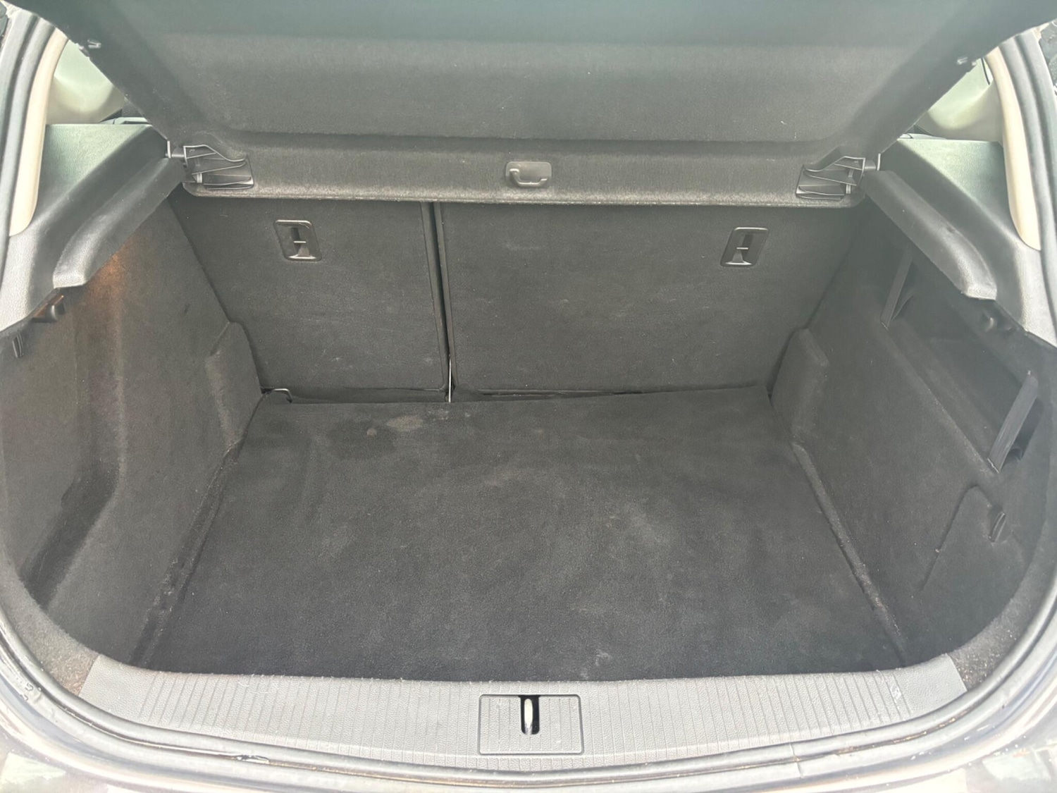 Used Vauxhall Astra 2015 for sale - 77372585: Photo 8