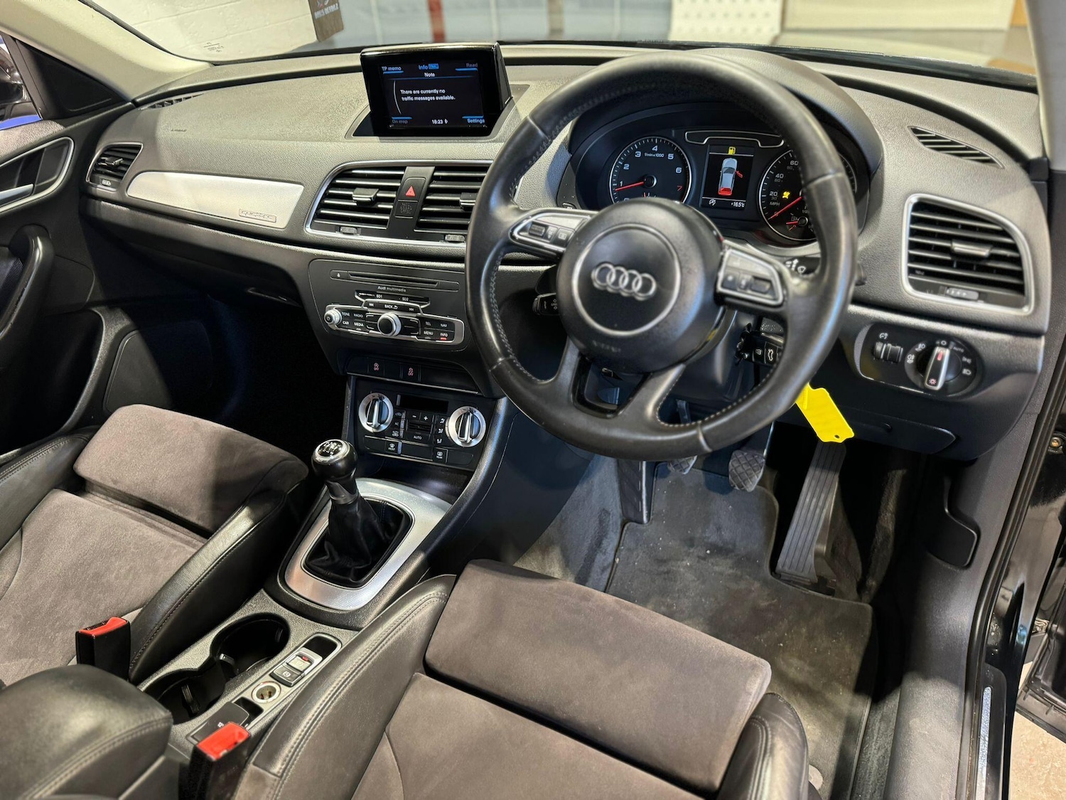 Used Audi Q3 2011 for sale - 77372567: Photo 10