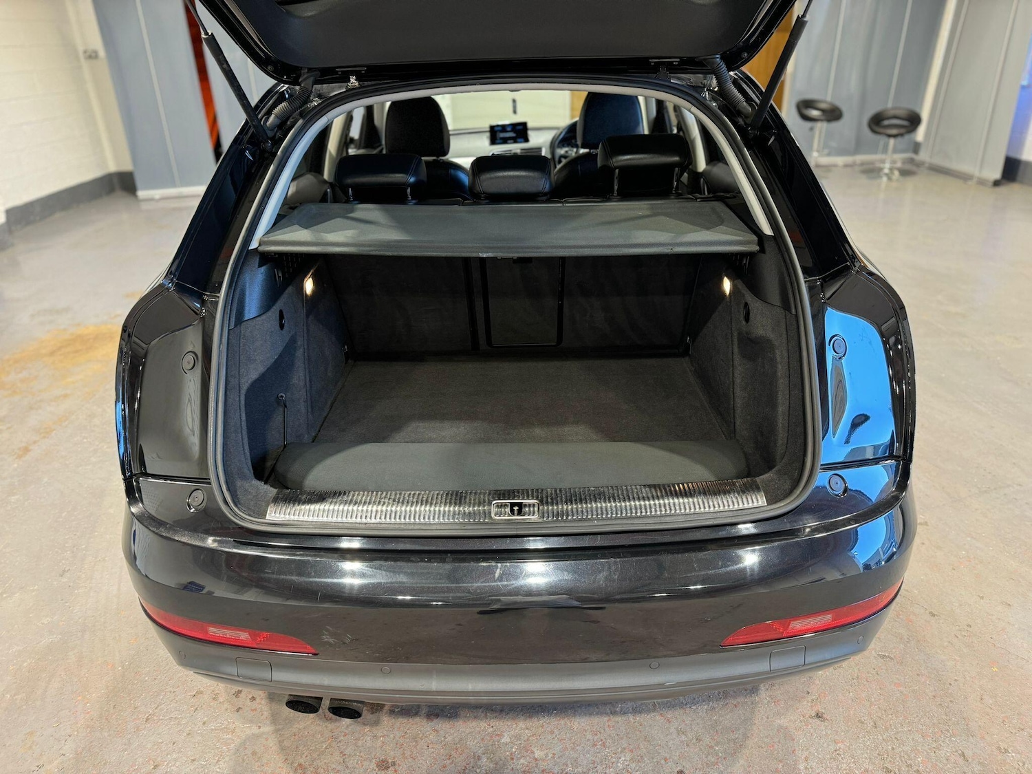 Used Audi Q3 2011 for sale - 77372567: Photo 8