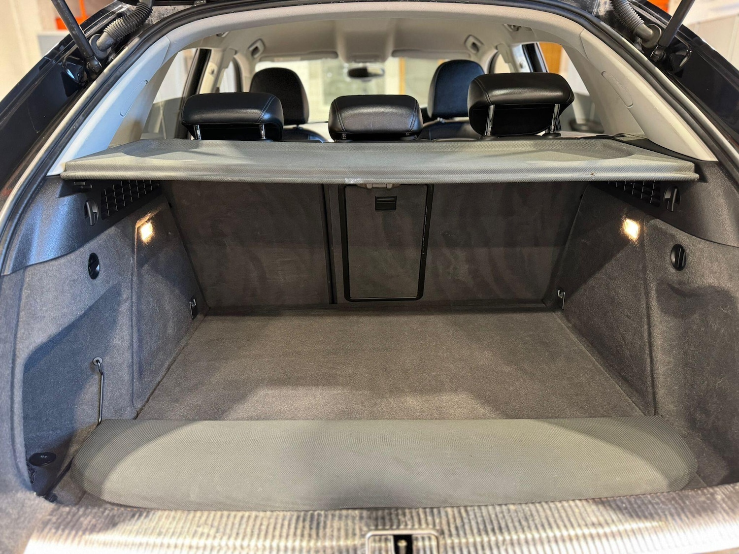 Used Audi Q3 2011 for sale - 77372567: Photo 9