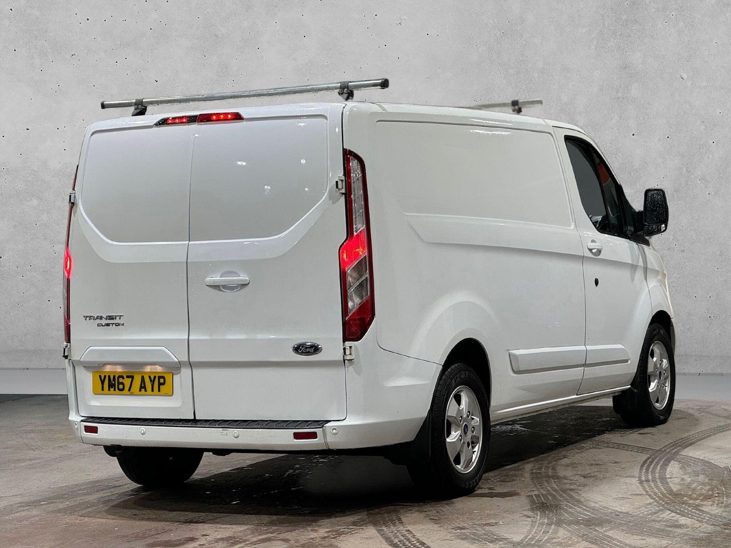 Used Ford Transit Custom 2017 for sale - 77372605: Photo 6