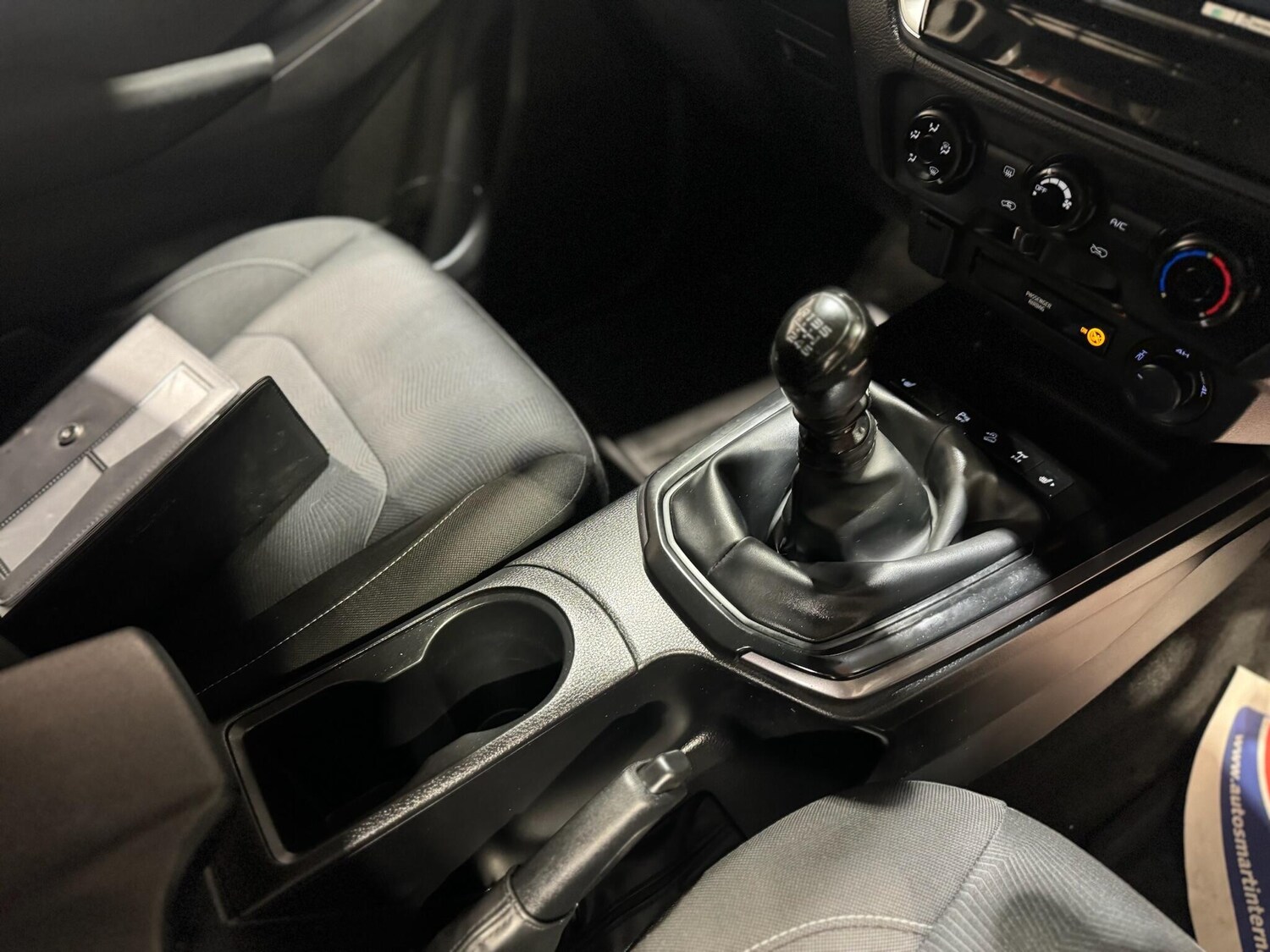 Used Isuzu D-Max 2022 for sale - 77372611: Photo 11