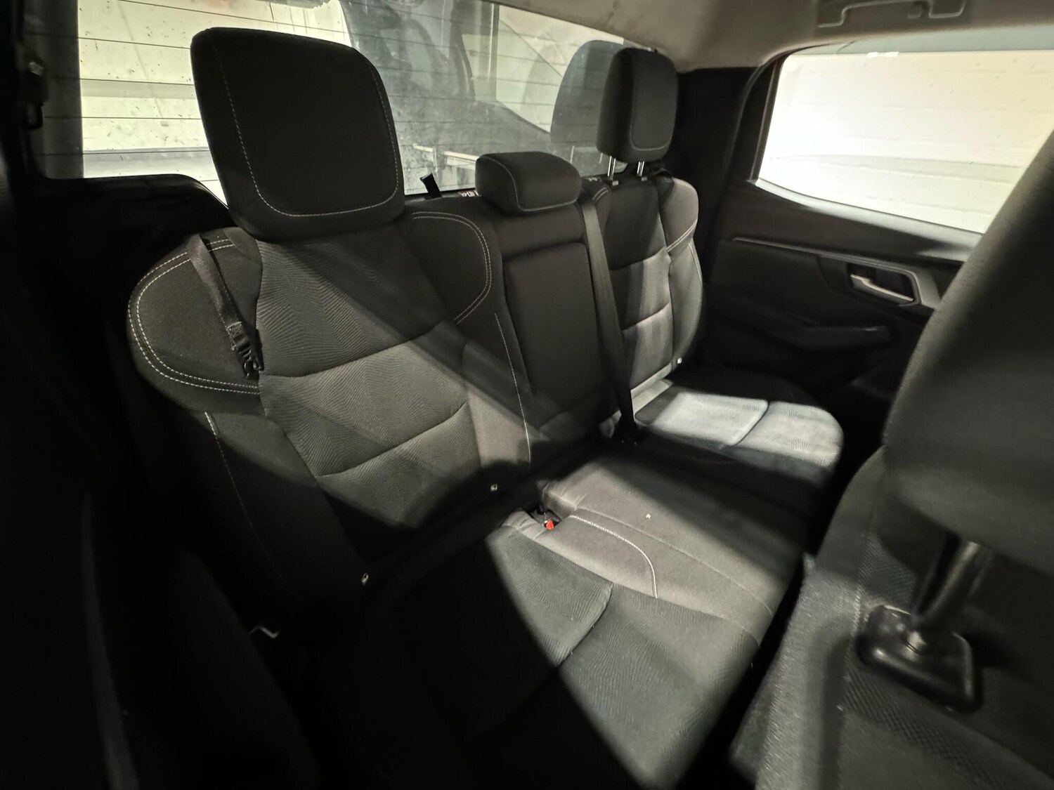 Used Isuzu D-Max 2022 for sale - 77372611: Photo 16