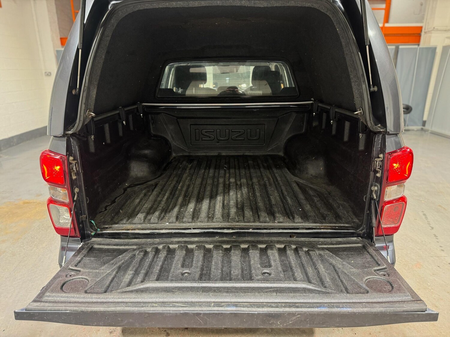 Used Isuzu D-Max 2022 for sale - 77372611: Photo 19