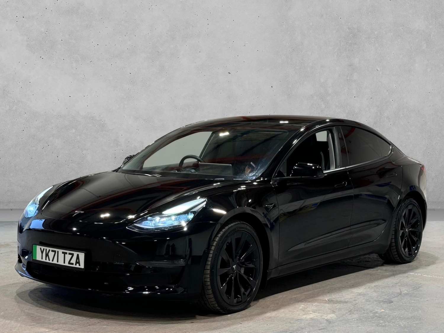 Used Tesla Model 3 2021 for sale - 77372640: Photo 4