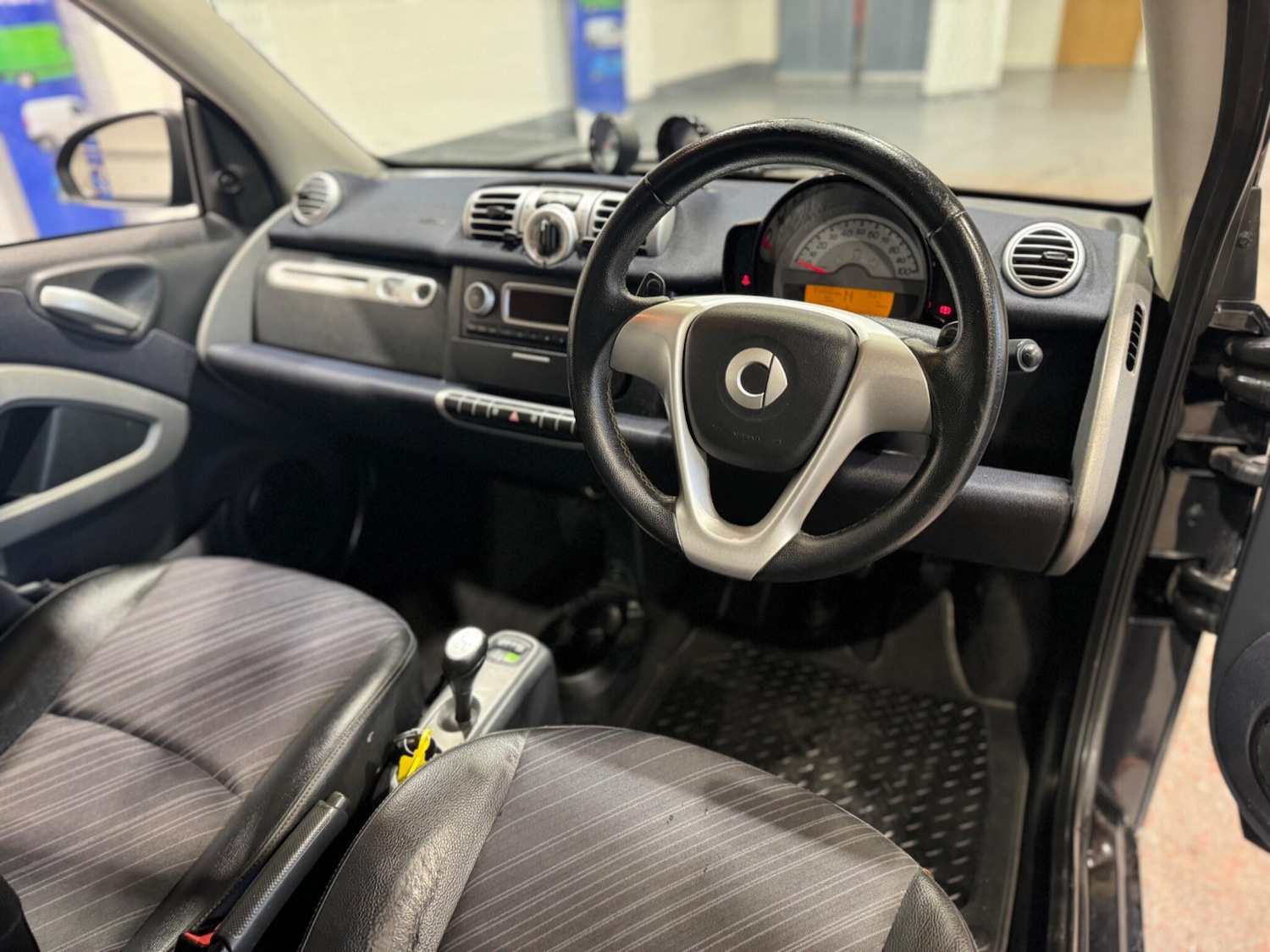 Used smart fortwo 2014 for sale - 77372639: Photo 8