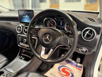 Used Mercedes-Benz A-Class 2016 for sale - 79634790: Photo