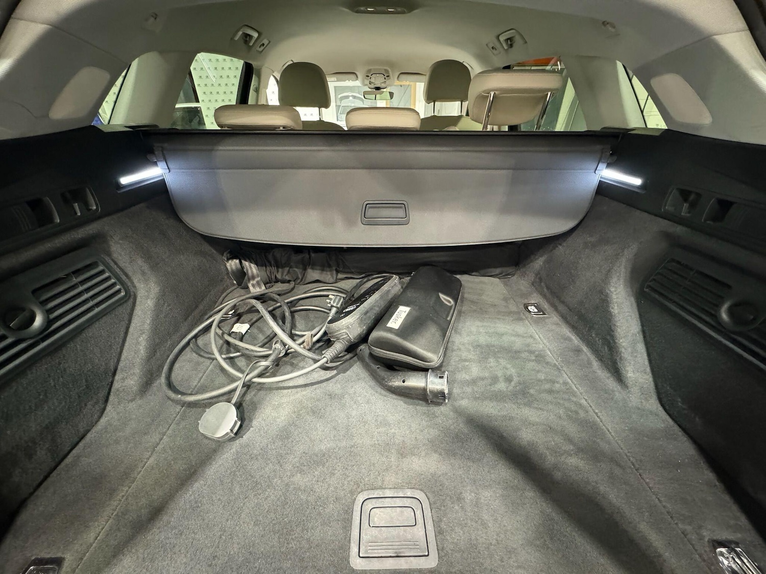 Used Audi e-tron 2020 for sale - 77372619: Photo 18